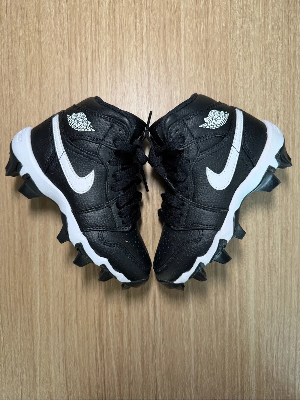 Jordan 1 Mid Cleats